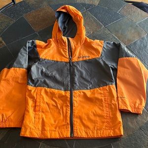 Columbia boys light zip up windbreaker with hood. Orange and grey. size SM (8)